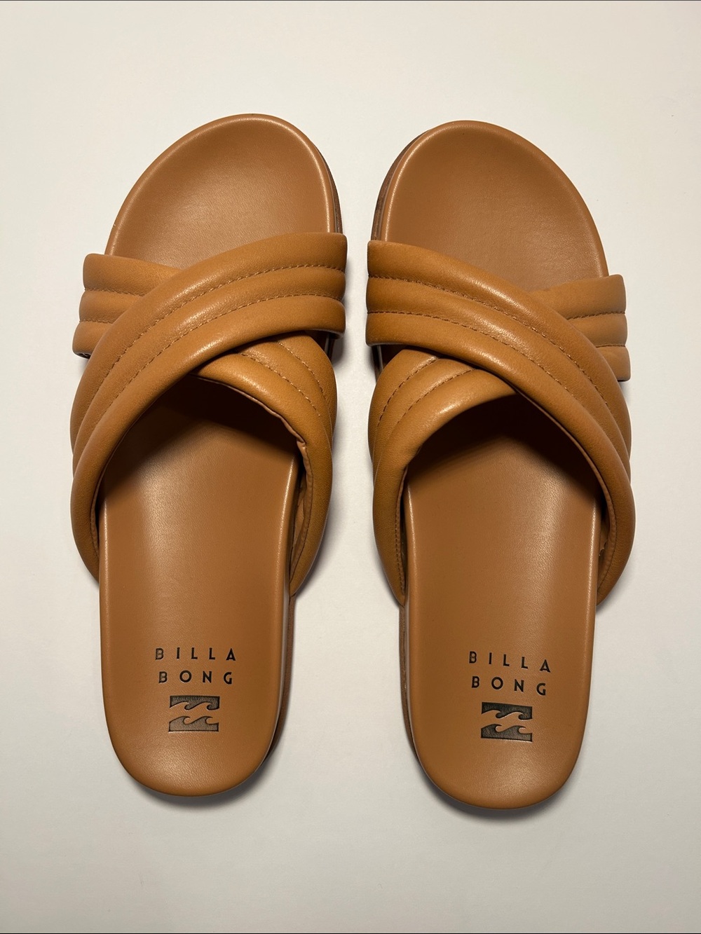 Billabong criss-cross sandals - Like new!